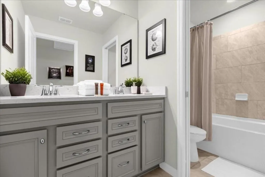 Luxury Themed Villa With Pool Near Disney & Attractions Davenport United States